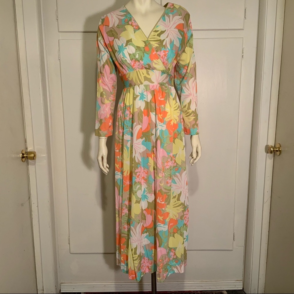 60’s Lorraine Lounge wear